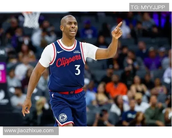 克里斯保罗:从篮球场上的指挥官到传奇巨星的成长之路 克里斯保罗:从篮球场上的指挥官到传奇巨星的成长之路