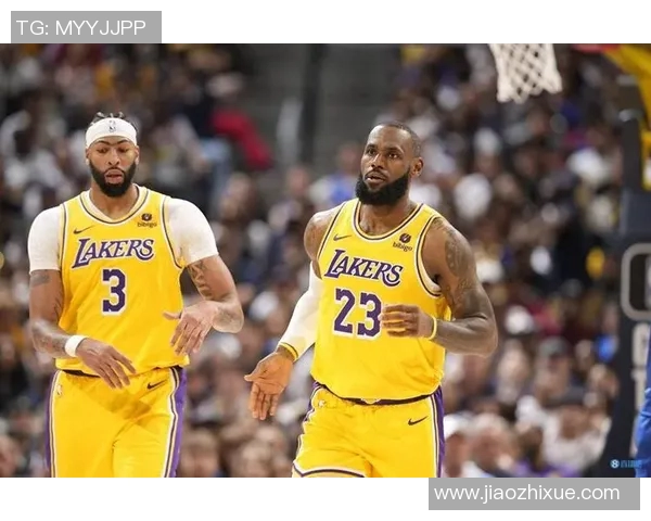 国王队与湖人队比赛分差分析及精彩瞬间回顾 国王队与湖人队比赛分差分析及精彩瞬间回顾